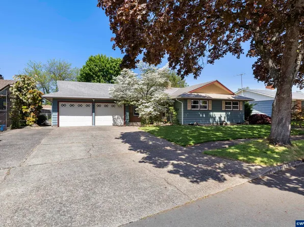 427 Wilshire Dr N, Salem, OR 97303
