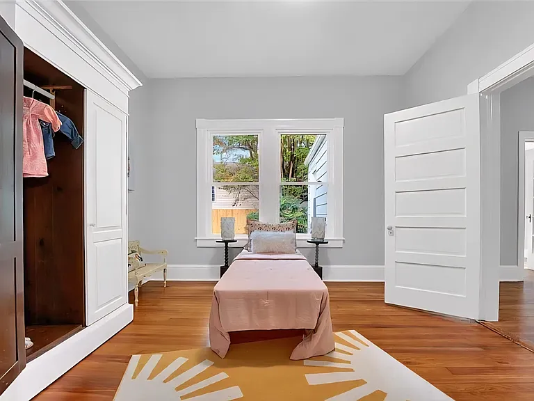 510 Highland Ave — Photo 18