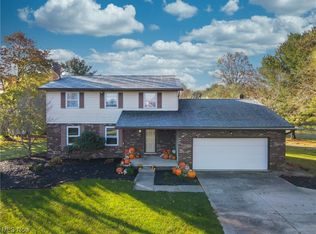 636 Reimer Rd, Wadsworth, OH 44281