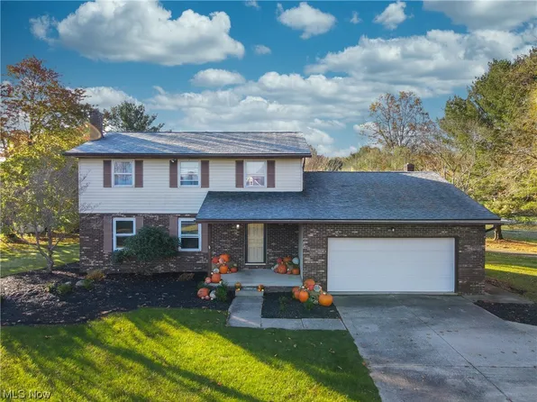 636 Reimer Rd, Wadsworth, OH 44281