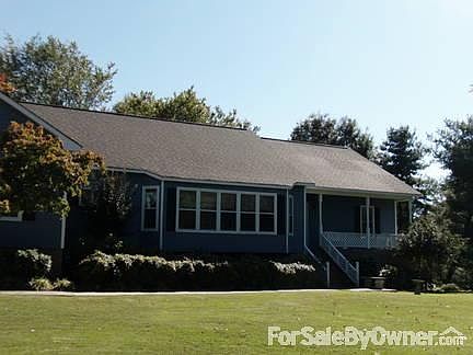 Front View
						:
						As seen from Weatherly Avenue