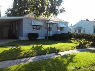 92 Bonds Ave, East Alton, IL 62024