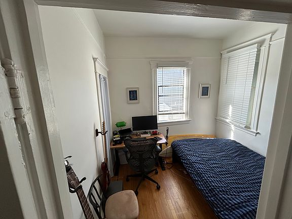 3rd image of 3249 Pierce St Unit A