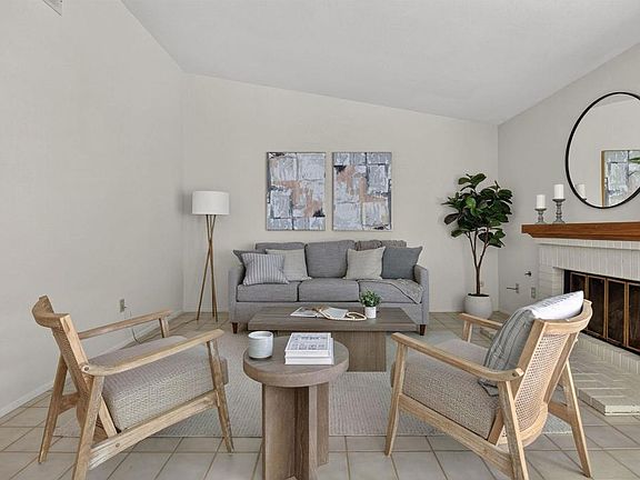 5th image of 13025 Avenida Marbella