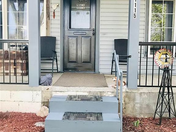 4th image of 1115 Virginia St