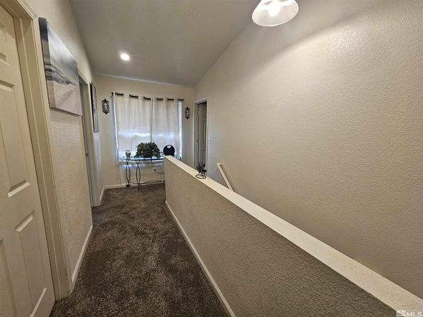 reno-nevada-449131644 picture