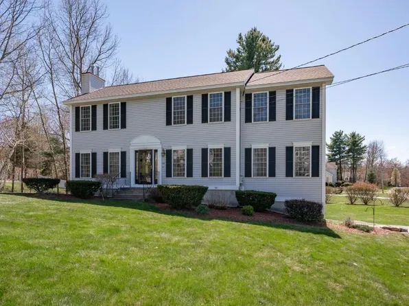 59 Rosegate Farm Road, Manchester, NH 03109