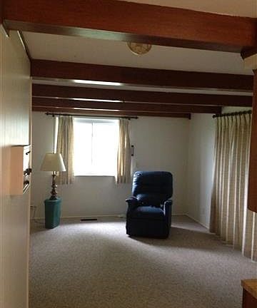 5th image of 803 W County Road 200 S