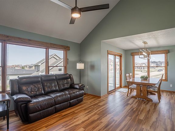 4th image of 1202 Shadow Ln