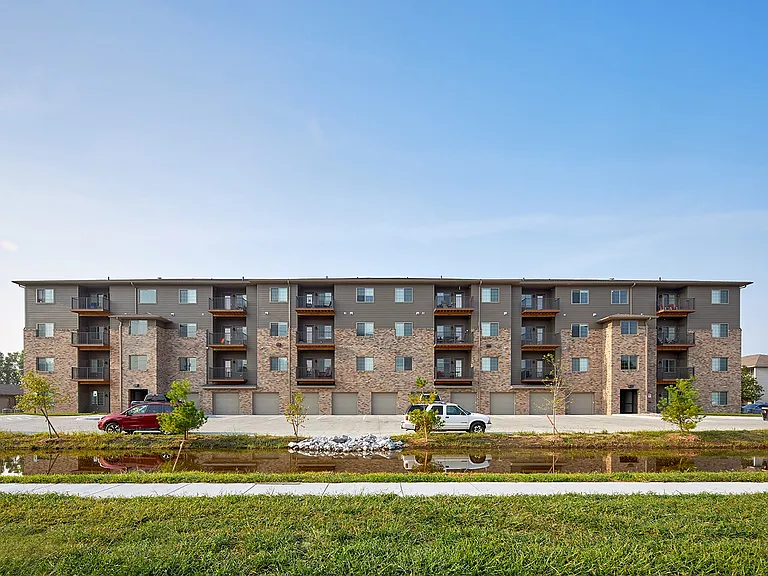 Deerfield Apartments & Chateaus — Photo 75