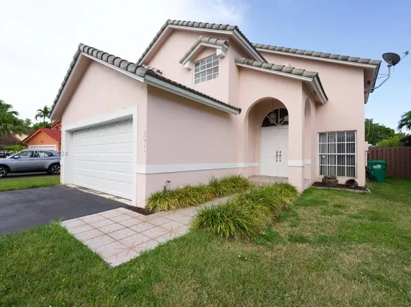 5311 SW 153rd Ave, Miami, FL 33185