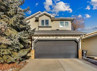 157 Riverview Park SW, Calgary, AB T2C 4A1