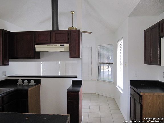 3rd image of 11415 Red Feather Ln