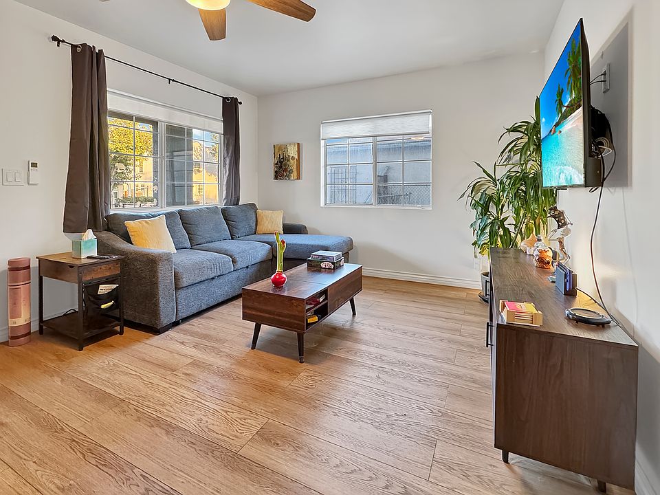 Spacious living room with good natural light