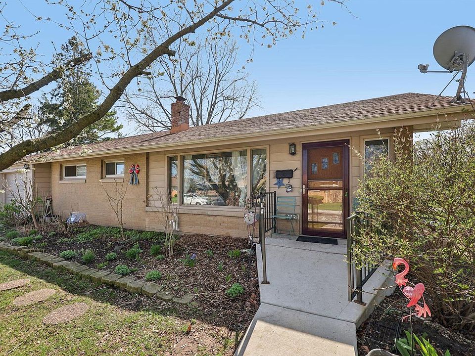 1st image of 3559 S Sunset DRIVE