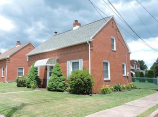 831 Jefferson St, Bloomsburg, PA 17815