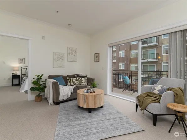 1015 Railroad Avenue #409, Bellingham, WA 98225