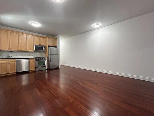 Rented by Sovereign Realty NYC | media 2
