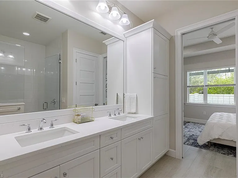 8909 Yucatan Ct — Photo 14