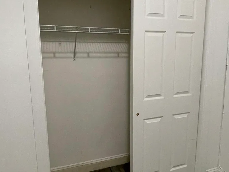 151A Waterbury Ave #B — Photo 3