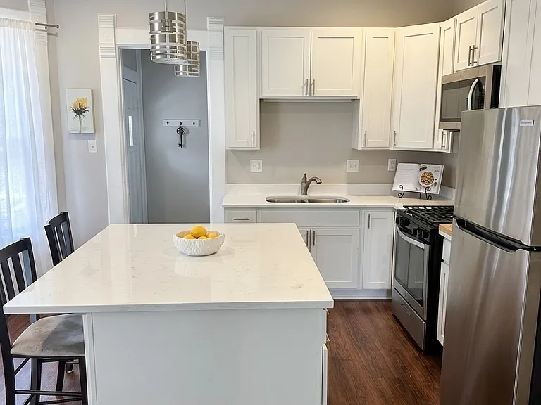 1667 N Marshall St #A — Photo 1