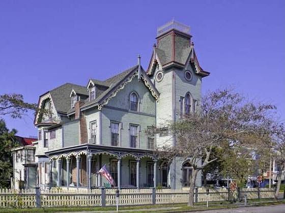 1st image of 34 Gurney St