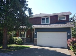 9275 46th Ave SW, Seattle, WA 98136