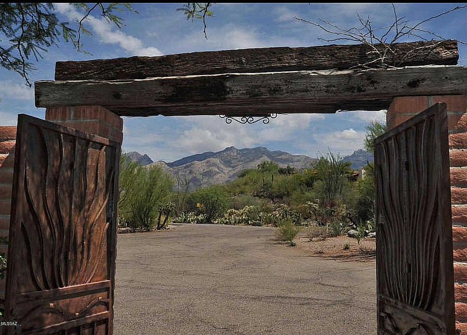 1st image of 5610 E Territory Dr