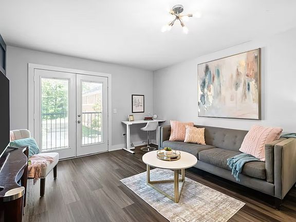 3rd image of 540 N 2nd St Unit 202