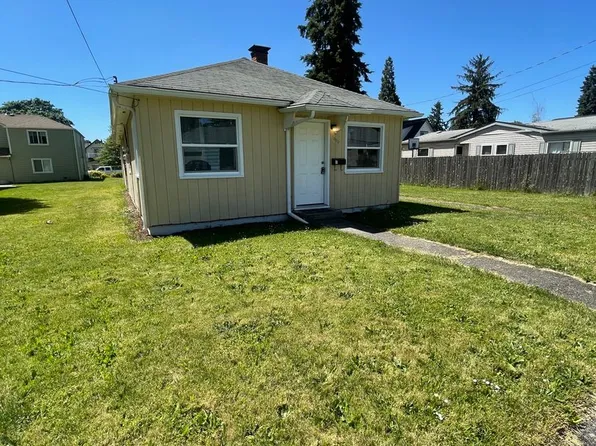 1050 Hiatt St, 1050 Hiatt St APT 1, Lebanon, OR 97355