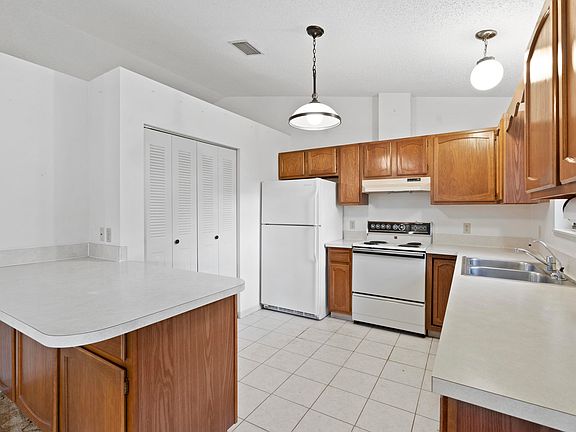 4th image of 6602 Lakeland Blvd