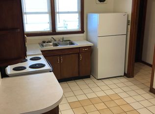 1104 Walsh St, Lansing, MI 48912