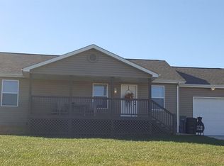 303 Pebble Branch Dr, Nancy, KY 42544