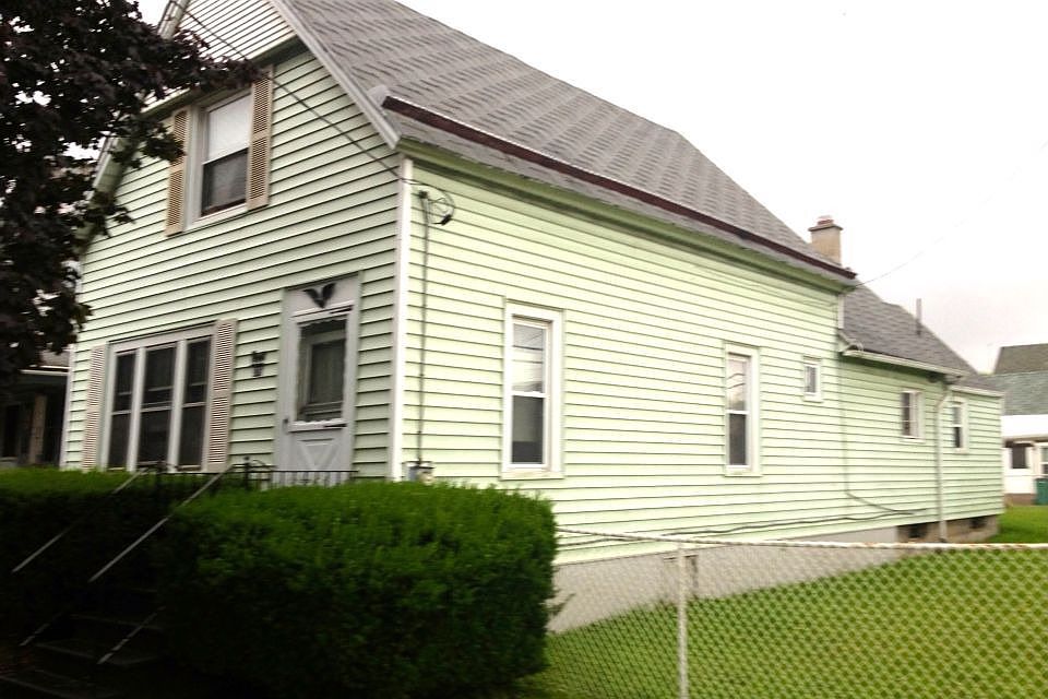 1st image of 276 N Ogden St