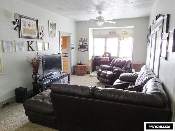 3rd image of 209 S 5th St E