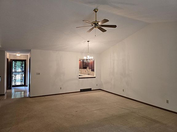 3rd image of 2264 Churchview Dr APT 3