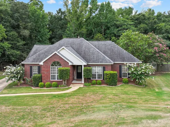158 Scott Ln, Prattville, AL 36066