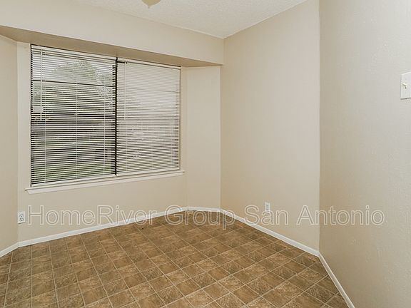 4th image of 5455 Port Townsend Dr