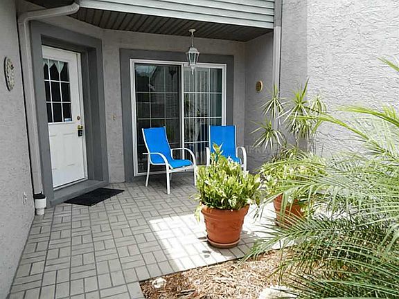 4th image of 4653 Winston Ln N #34