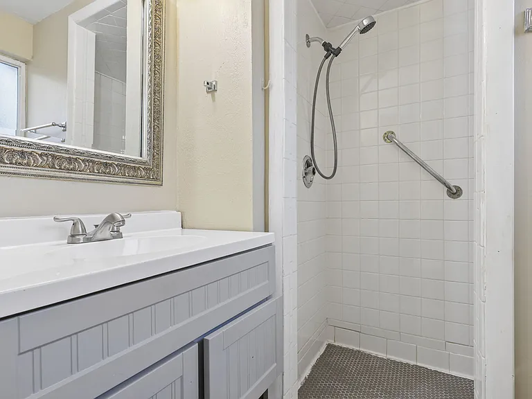 3849 Mariposa St — Photo 13