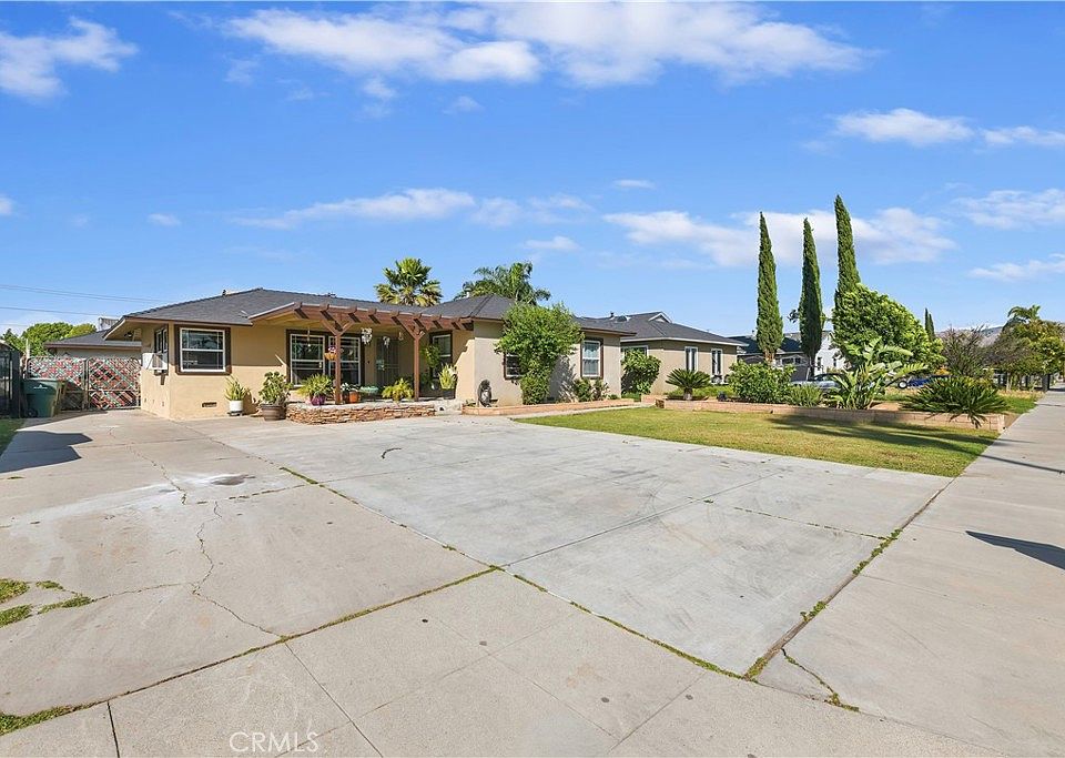1st image of 3855 Stansell Dr