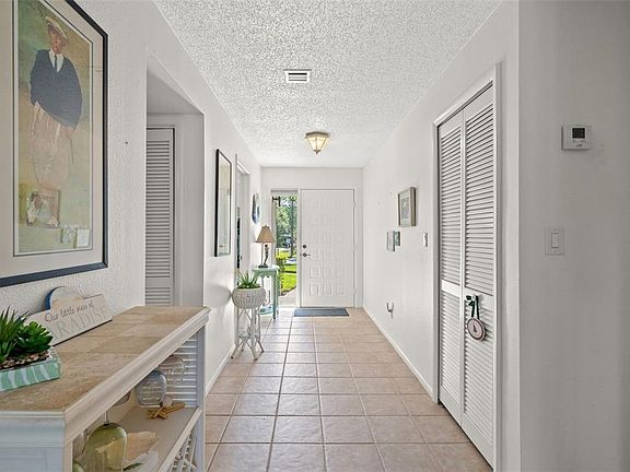 4th image of 140 Ashley Ln