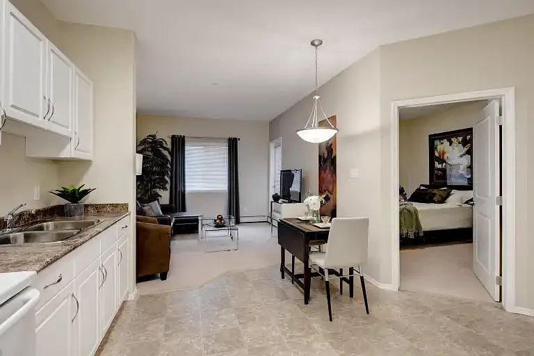 6082 Schonsee Way NW #1A — Photo 2