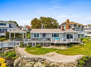 11 Seaview Ave, Hull, MA 02045