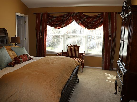 4th image of 17124 Lafayette Trails Ct