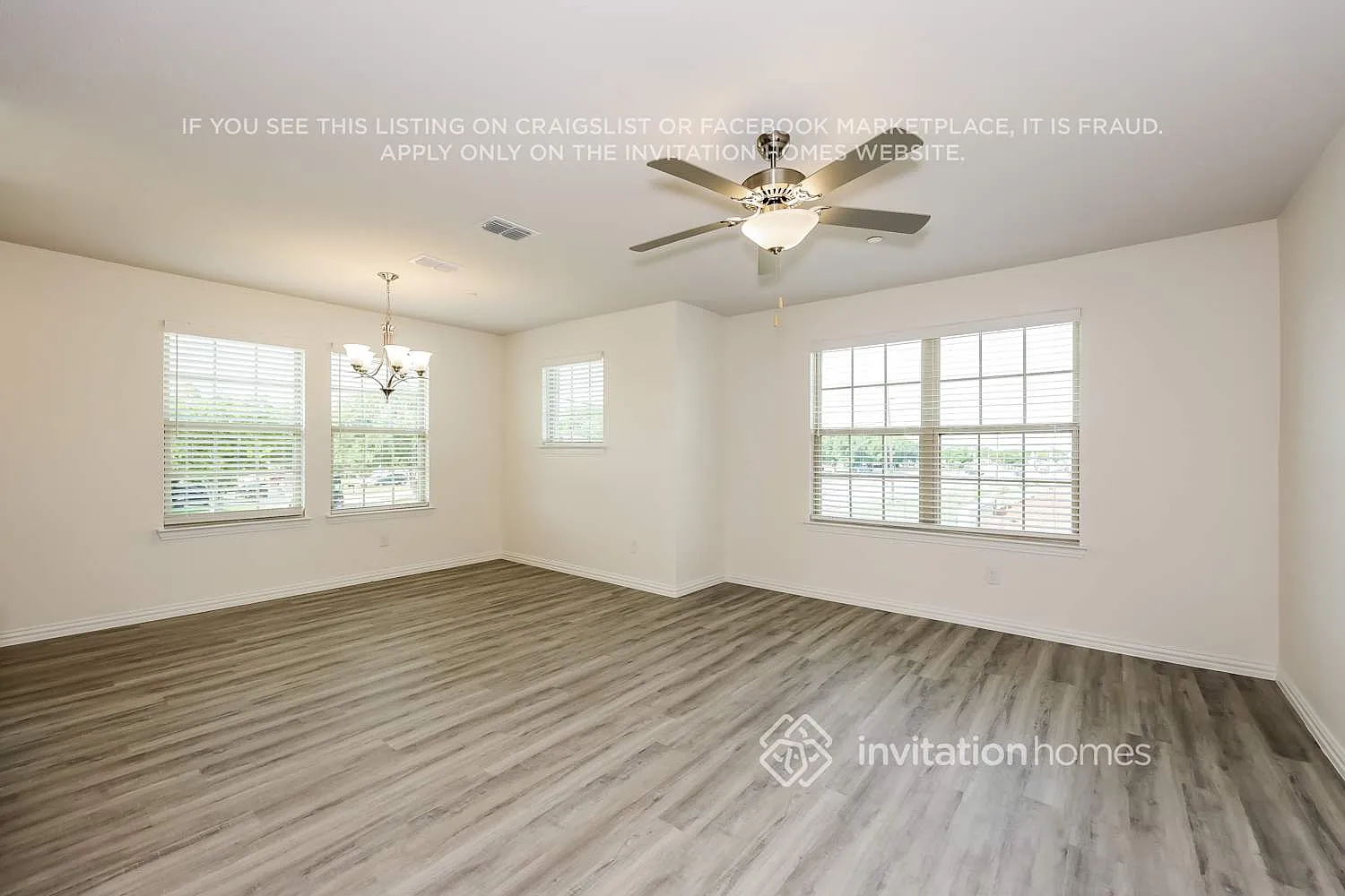 708 Bonnet Trl Arlington, TX 76001 — Photo 3