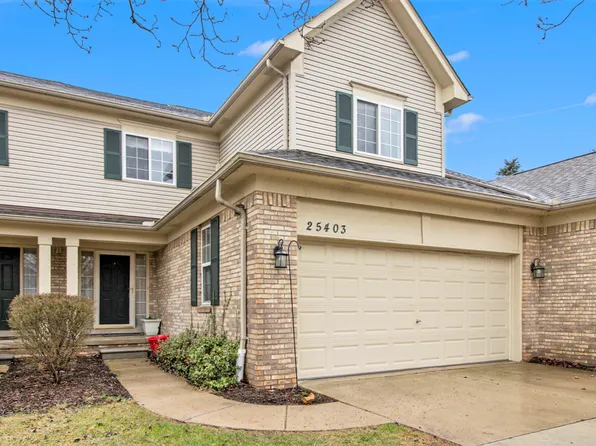 25403 Willowbrook Ct, Flat Rock, MI 48134