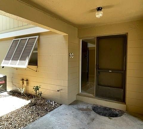 5th image of 140 Orchid Woods Ct APT 2C