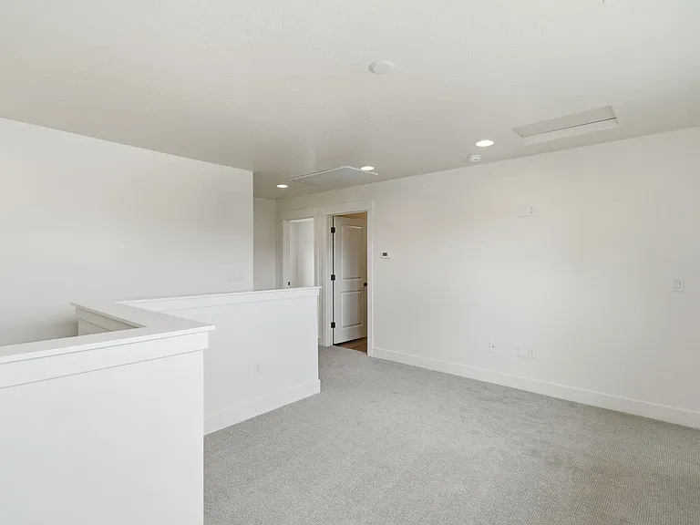 5690 S Weehawken Ln — Photo 21