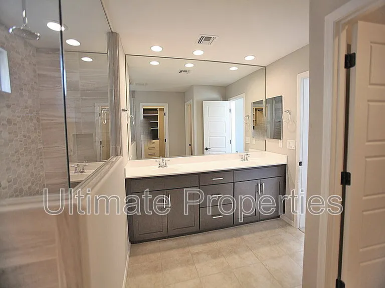 8920 W Marshall Ave — Photo 19